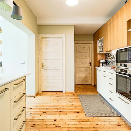 Luxury And Spacious Apartment At The Hearth Of The City Софія Екстер'єр фото