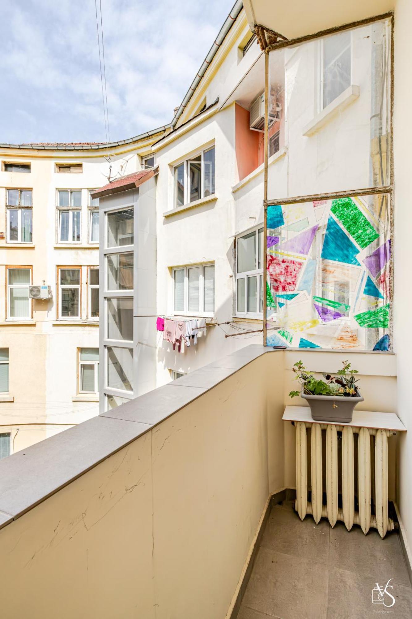 Luxury And Spacious Apartment At The Hearth Of The City Софія Екстер'єр фото